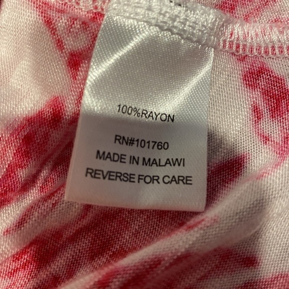 U women's Nine Four One pink floral stretch plus size top 2X - Picture 4 of 4